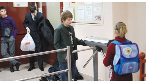 Электронная проходная PERCo-KT02.3 для школы (минимальная комплектация)