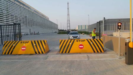 Блокиратор дорожный гидравлический HRB 900 (HRB-40R90), длина 4000 мм