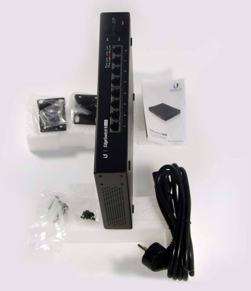PoE-коммутатор Ubiquiti EdgeSwitch 8 150W