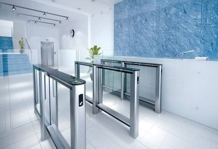 Ограждение PERCo BH06 из закаленного стекла шириной 1000 мм