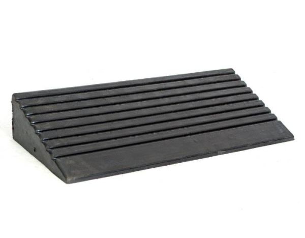 Съезд с бордюра резиновый СР-100-1 средняя часть