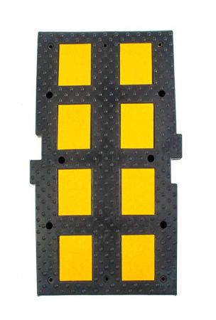 Искусственная дорожная неровность ИДН-900-1 с усиленным креплением (центральный элемент)