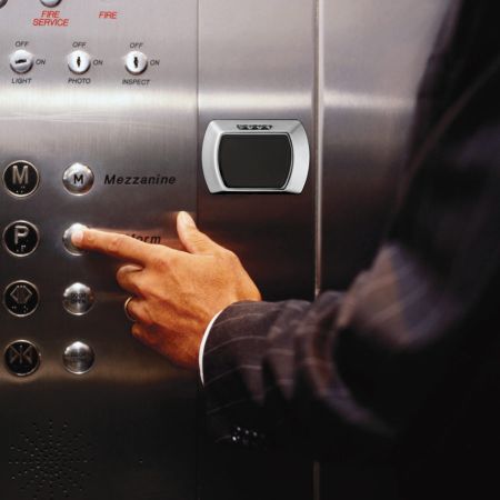 Контроллер автономный dormakaba Quantum IV RFID (CQF2-EC021NB000SC/SC)