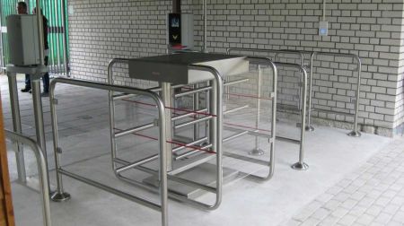 Двухпроходный роторный двухлопастной полуростовой турникет Gotschlich Vario 1100 D-180 (6VAR11D2A)