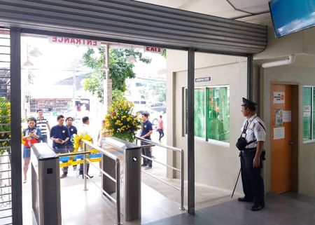 Турникет-трипод тумбовый PERCo-TTD-08A из нержавеющей стали (с автоматическими планками Антипаника)