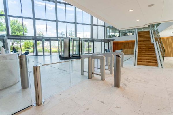 Автоматическая калитка dormakaba Charon HSD-E03