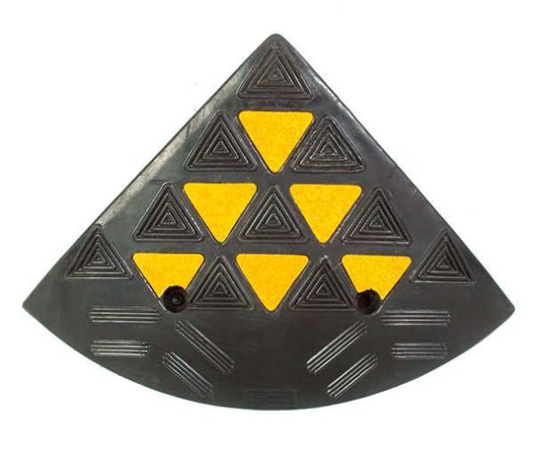 Съезд с бордюра резиновый СР-150-2 концевая часть