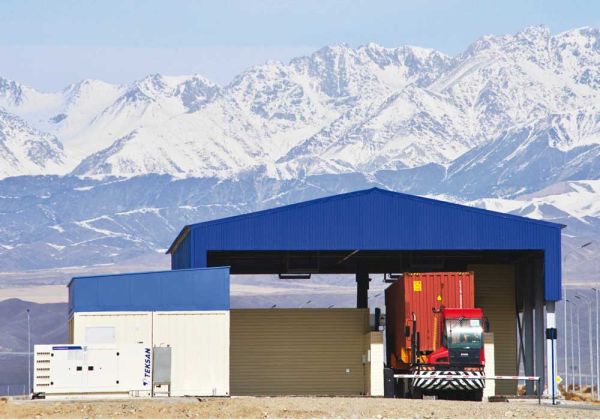 Портал для досмотра грузовых автомобилей и контейнеров Astrophysics HXC-FreightScan Портал для досмотра грузовых автомобилей и контейнеров Astrophysics HXC-FreightScan