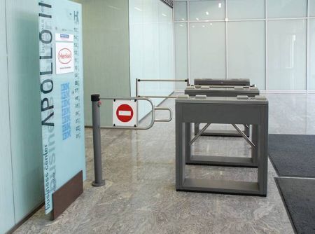 Турникет-трипод тумбовый PERCo-TTD-03.2S из нержавеющей стали (с планками)