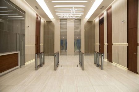 Ограждение PERCo BH06 из закаленного стекла шириной 1000 мм