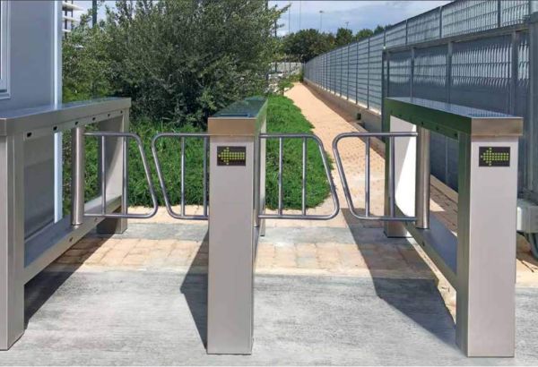 Центральный модуль распашного уличного турникета Cominfo EasyGate WN-M-2W