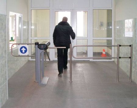 Электронная проходная PERCo-KT02.9 с активированным ПО PERCo-SP13 Электронная проходная PERCo-KT02.9 с активированным ПО PERCo-SP13