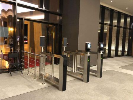 Центральный модуль распашного турникета Gotschlich Axioma DF VIP 1025H (650/900 мм) (6AXA2DC-SB) Центральный модуль распашного турникета Gotschlich Axioma DF VIP 1025H (650/900 мм) (6AXA2DC-SB)