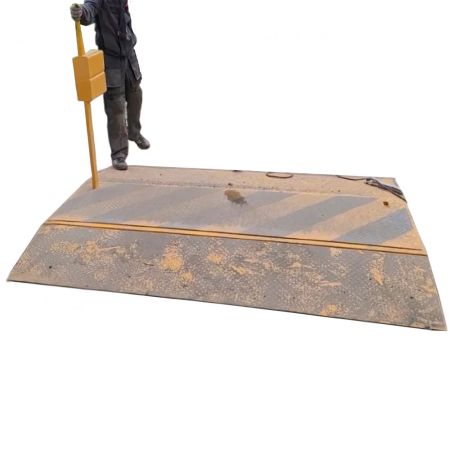 Блокиратор дорожный ПТБН-У с ручным приводом, накладной