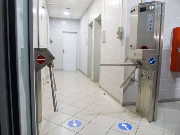 Терминал автоматизированного платного прохода Gotschlich Trinity (6CTR2AECR)