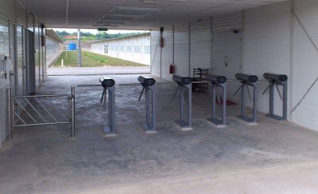 Электронная проходная PERCo-KT02.9 с активированным ПО PERCo-SS01 с планками Антипаника