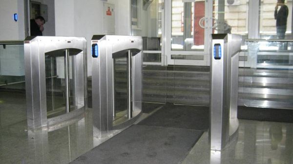 Центральный модуль распашного турникета Gotschlich Selection DF (550 мм, высота 1250 мм)