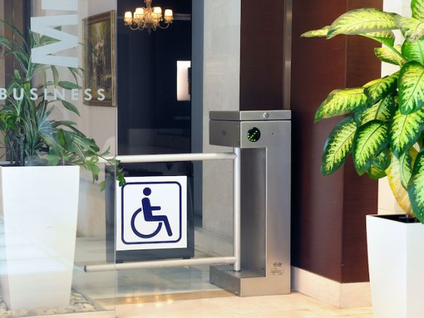 Турникет-калитка моторизованная Came SALOON 705 для маломобильных граждан