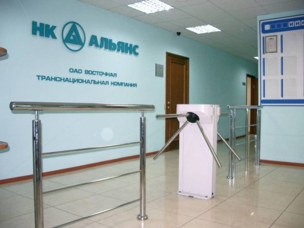 Турникет-трипод двухпроходной Ростов-Дон РД Т283М1-У уличный из окрашенной стали (без планок)