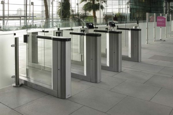 Кронштейн Suprema AFS2 Mount для установки биометрического терминала FaceStation 2 на турникет