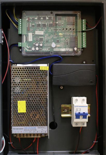 Комплект автоматического шлагбаума ZKTeco BG1045R Wi-Fi с телескопической стрелой 4,5 метра