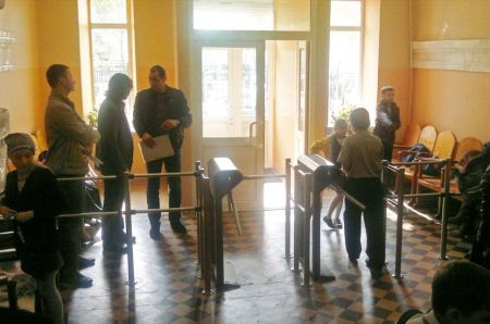 Электронная проходная PERCo-KT02.9 с активированным ПО PERCo-SP13 Электронная проходная PERCo-KT02.9 с активированным ПО PERCo-SP13