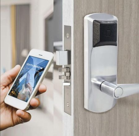 Электронный замок dormakaba Saflok RT Plus ESM, c BLE, матовый хром (79PS03012EF32-626)